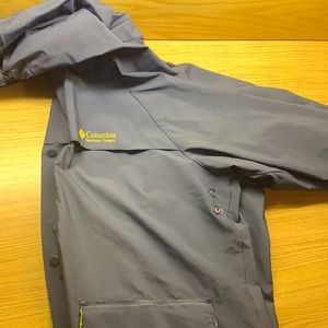 Men’s Columbia Rain Jacket